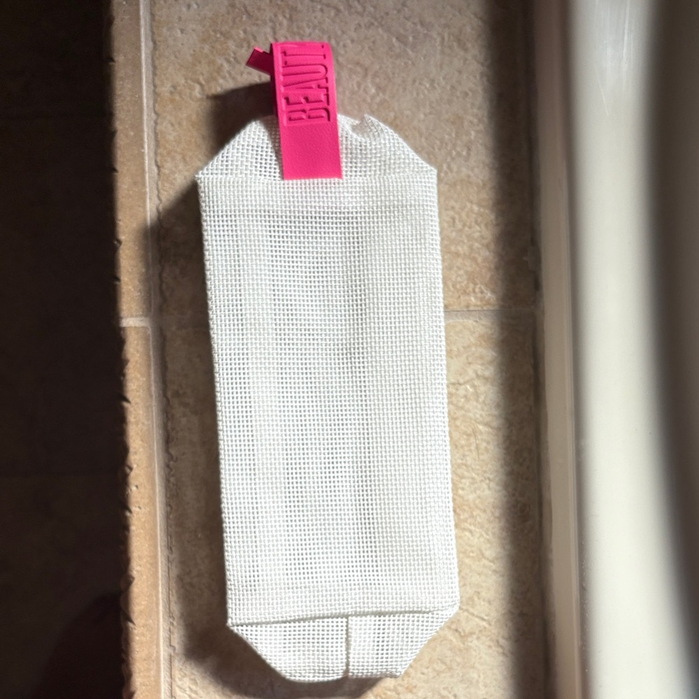 Beautycounter mesh bag